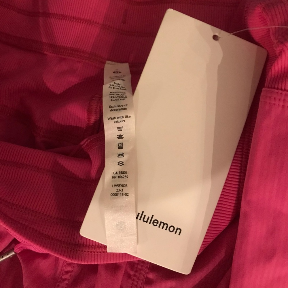 Lululemon dance studio mid rise pant, regular NWT - Picture 5 of 5